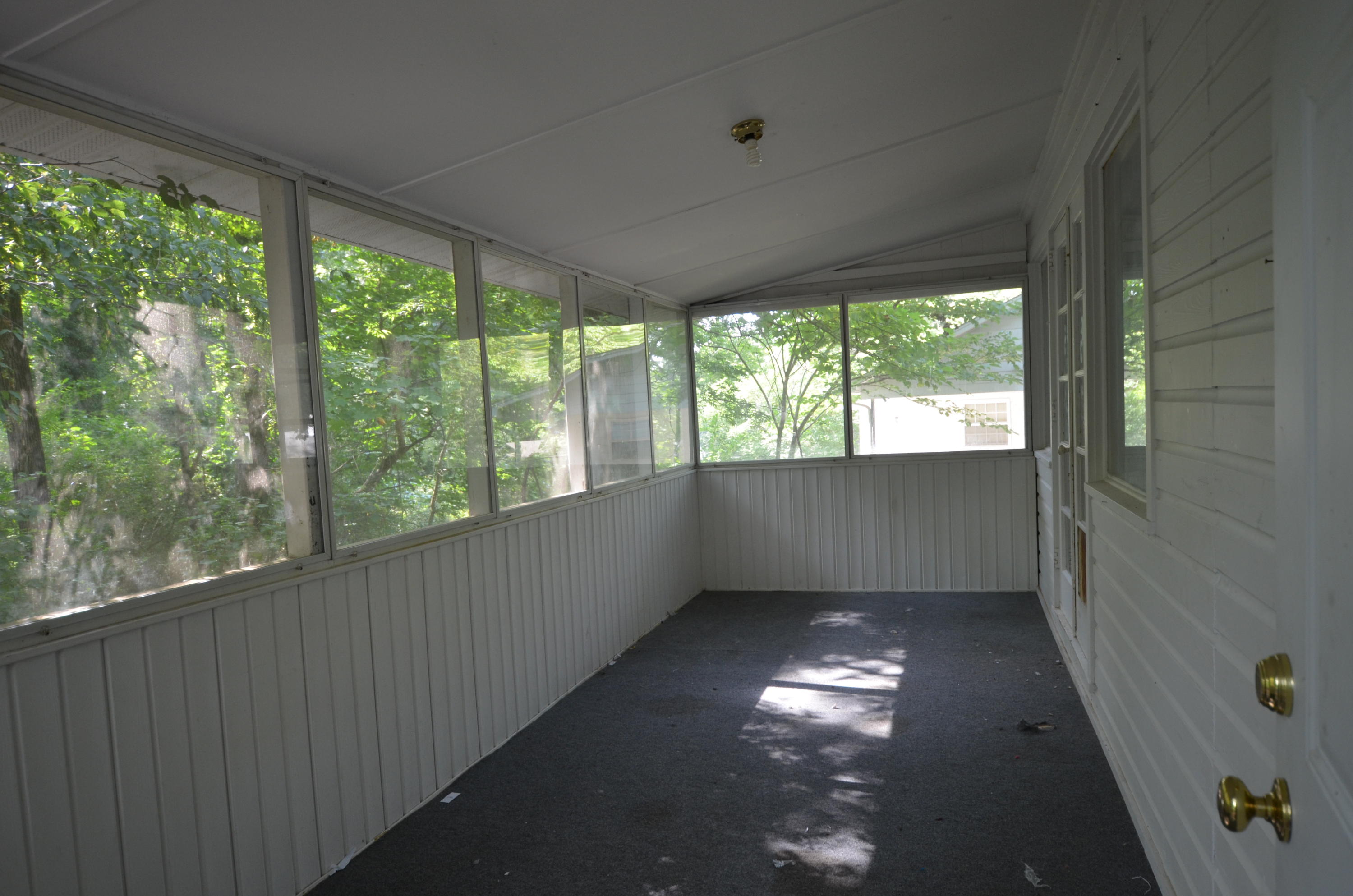 124 Taylor Road Oak Ridge, TN 37830 - Photo 13 of 17 DSC_1066