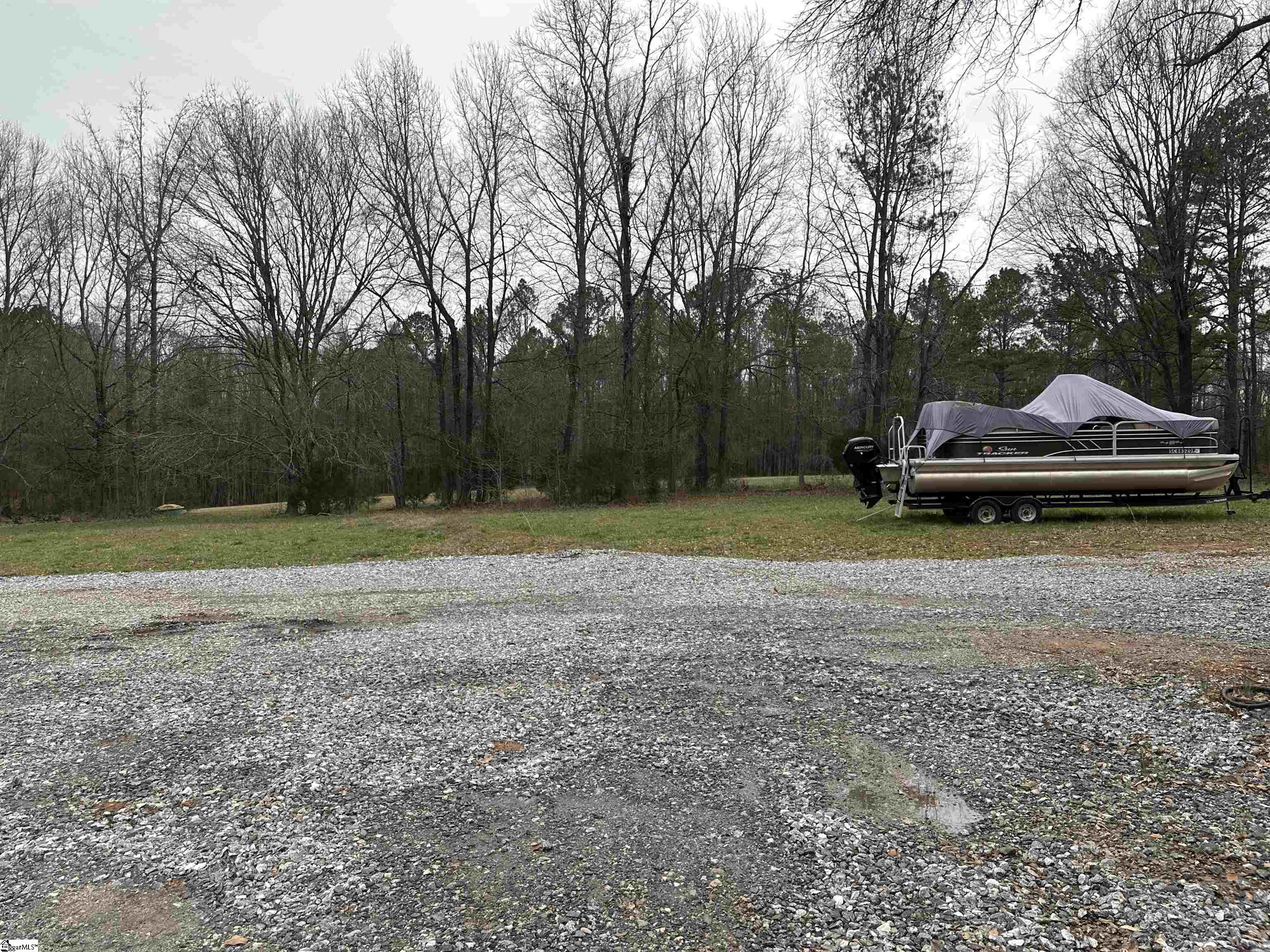 159 Griffin Road Belton, SC 29627 - Photo 3 of 18