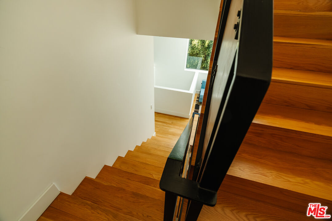 302 South Venice Boulevard Venice, CA 90291 - Photo 25 of 40