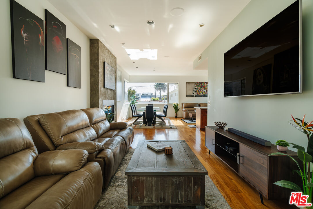 302 South Venice Boulevard Venice, CA 90291 - Photo 10 of 40