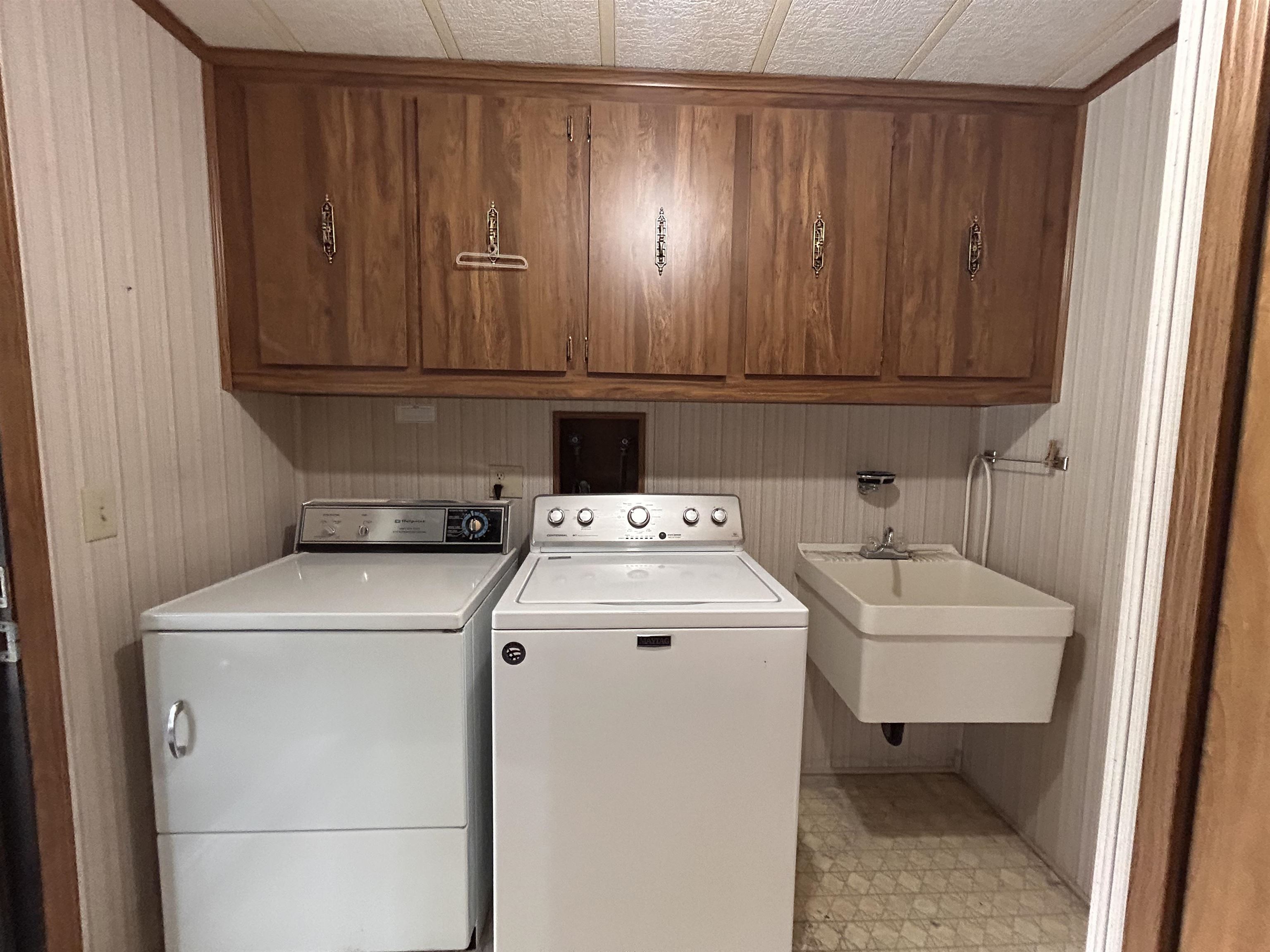 37 Monadnock Drive Rochester, NH 03867 - Photo 27 of 45