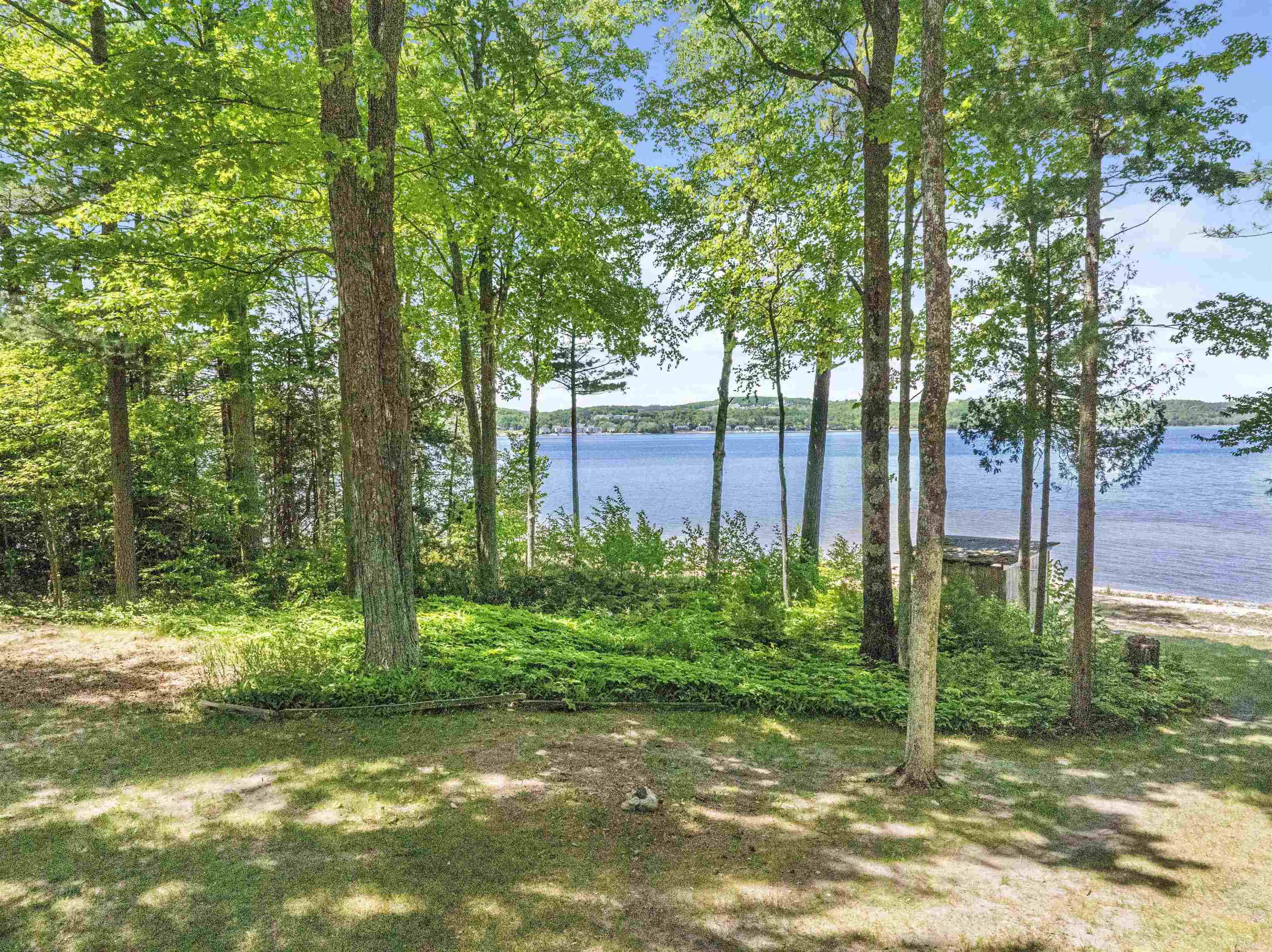 737 South Stony Point Road Suttons Bay, MI 49682 - Photo 5 of 40