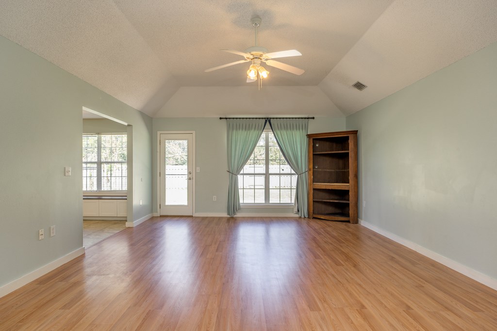 9099 Brookshire Loop Daphne, AL 36526 - Photo 6 of 21