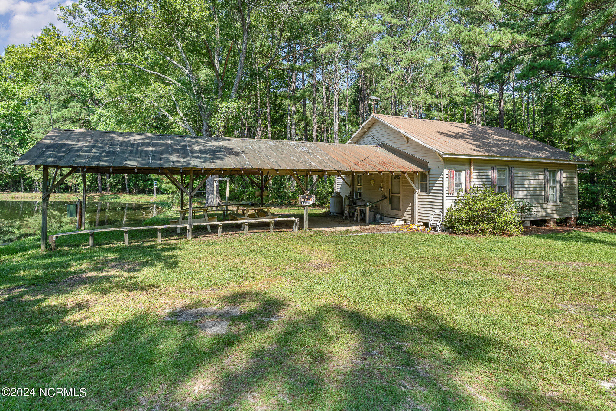 408 Johnston Road Raleigh, NC 27603 - Photo 19 of 20 018_photo_aug_01_2024_6_56_35_pm_5-edit