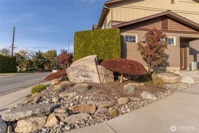 $415,000 | 1051 North Baker Avenue, Unit B203, East Wenatchee, WA 98802