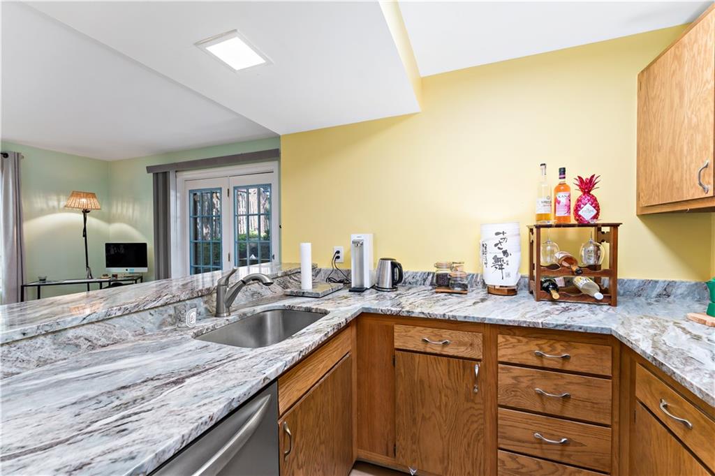 3266 Ward Street, Unit 3 Pittsburgh, PA 15213 - Photo 11 of 38