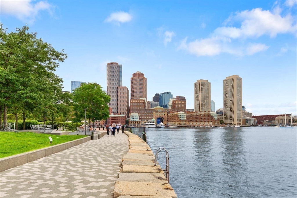 22 Liberty Drive, Unit 10D Boston, MA 02210 - Photo 23 of 26 a view of a city with tall buildings