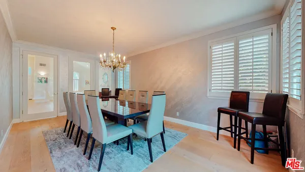 $15,950 | 4950 Densmore Avenue, Encino, CA 91436