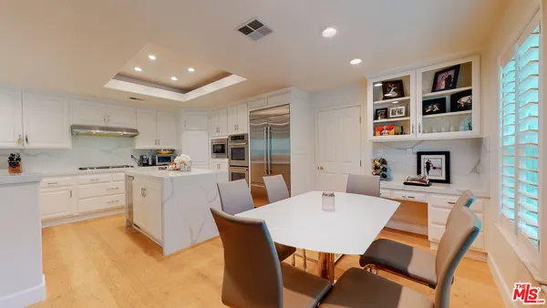 $15,950 | 4950 Densmore Avenue, Encino, CA 91436