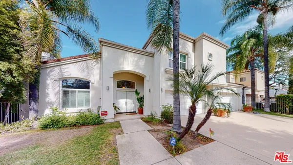 $15,950 | 4950 Densmore Avenue, Encino, CA 91436