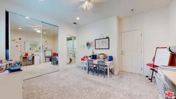 $15,950 | 4950 Densmore Avenue, Encino, CA 91436