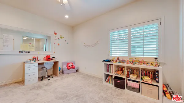 $15,950 | 4950 Densmore Avenue, Encino, CA 91436