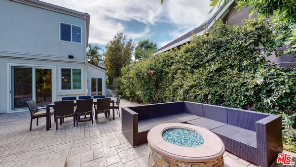 $15,950 | 4950 Densmore Avenue, Encino, CA 91436
