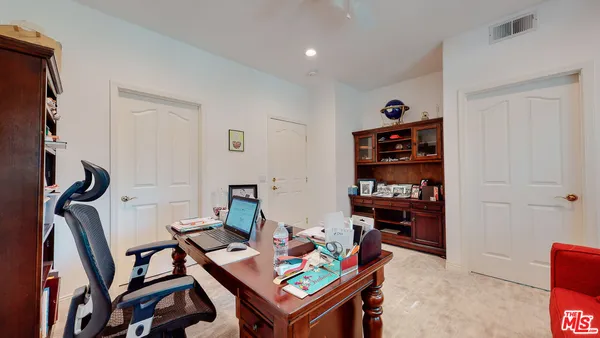 $15,950 | 4950 Densmore Avenue, Encino, CA 91436