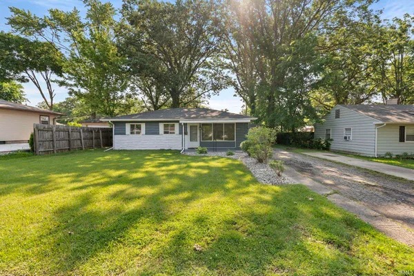 $163,500 | 6031 South Calhoun Street, Fort Wayne, IN 46807