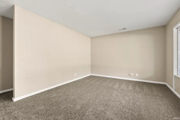 $163,500 | 6031 South Calhoun Street, Fort Wayne, IN 46807