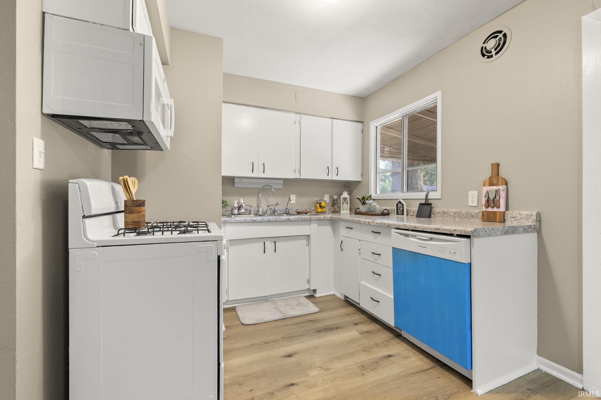 6031 South Calhoun Street Fort Wayne, IN 46807 - Photo 8 of 23