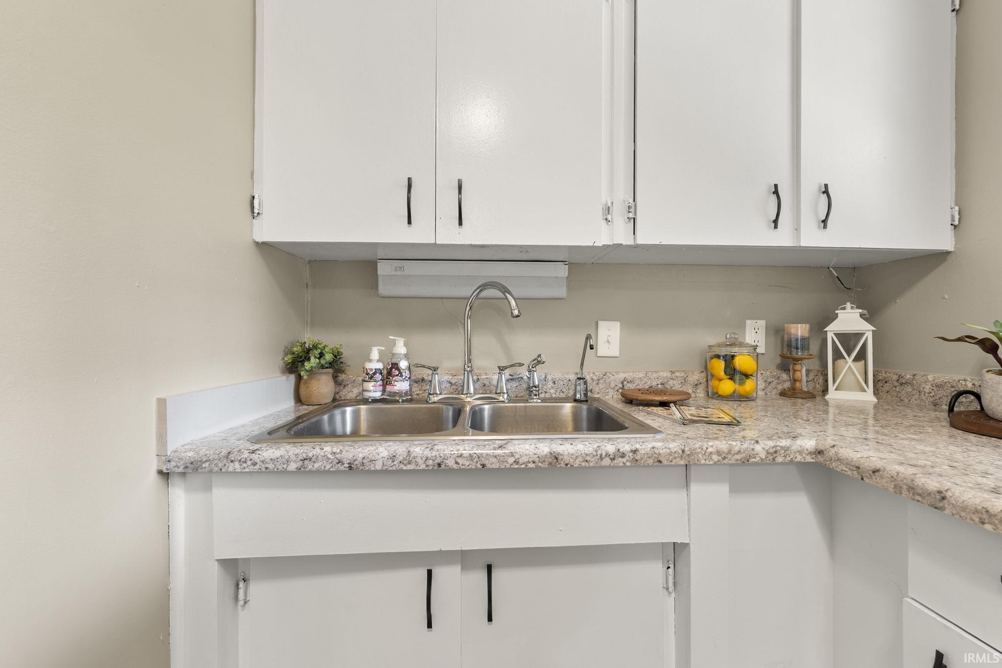 6031 South Calhoun Street Fort Wayne, IN 46807 - Photo 10 of 23