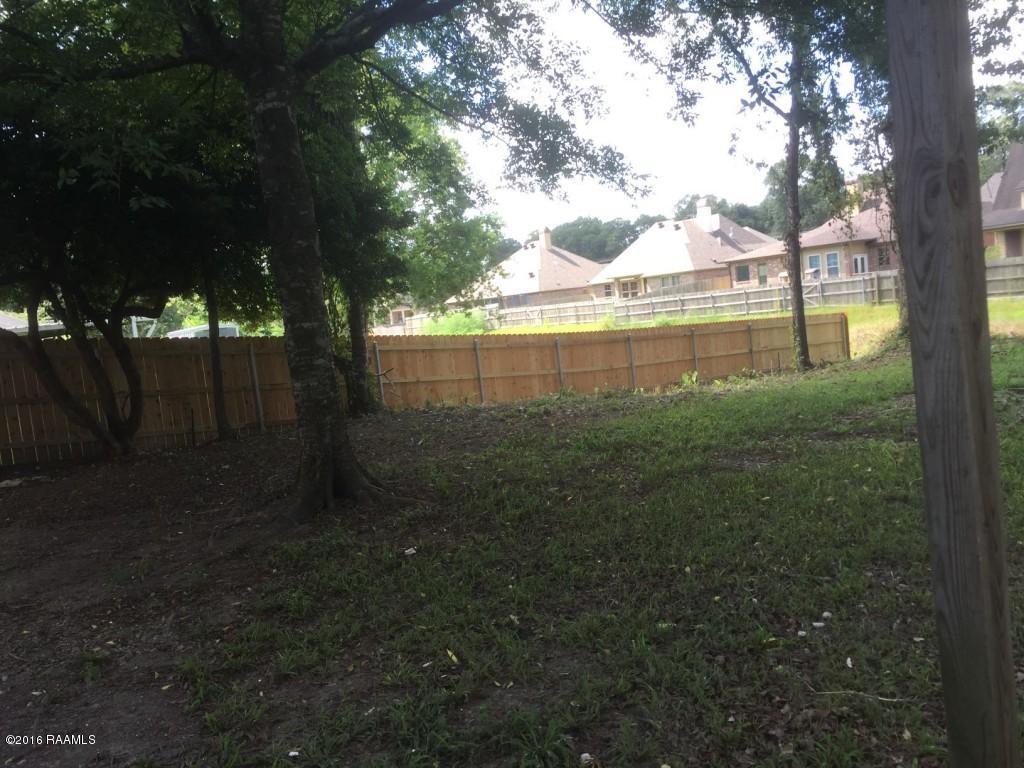 830 Canberra Road Lafayette, LA 70503 - Photo 8 of 26 photo(8)