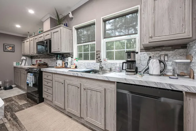 $320,000 | 4454 Shell Landing Road, Vernon, FL 32462