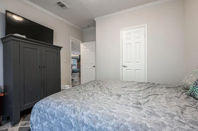 $320,000 | 4454 Shell Landing Road, Vernon, FL 32462