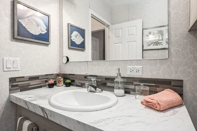 $320,000 | 4454 Shell Landing Road, Vernon, FL 32462