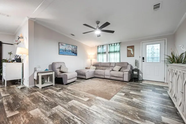 $320,000 | 4454 Shell Landing Road, Vernon, FL 32462