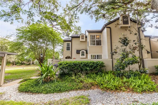 $319,900 | 1570 Farrindon Circle, Lake Mary, FL 32746