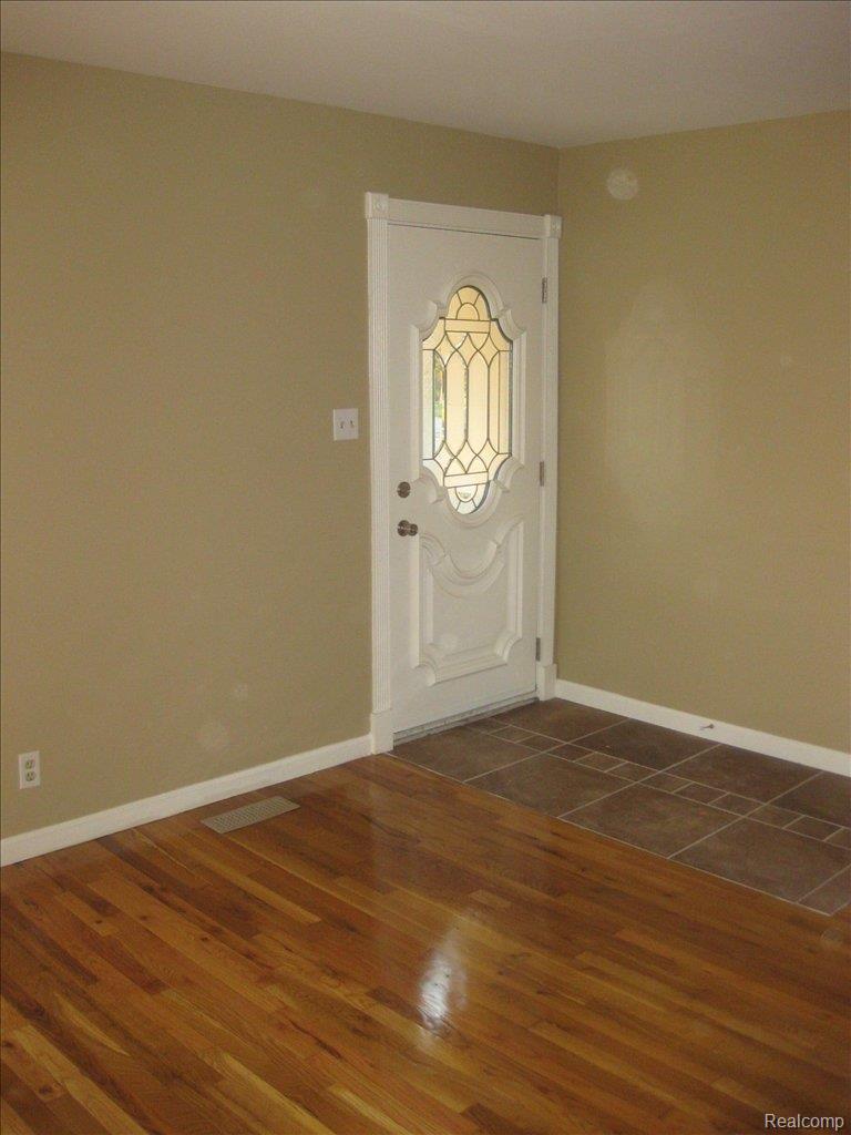 Pictures 083