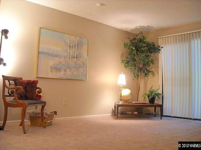 4637 Reggie Road, Unit 4637 Reno, NV 89502 - Photo 4 of 9 Photo 4
