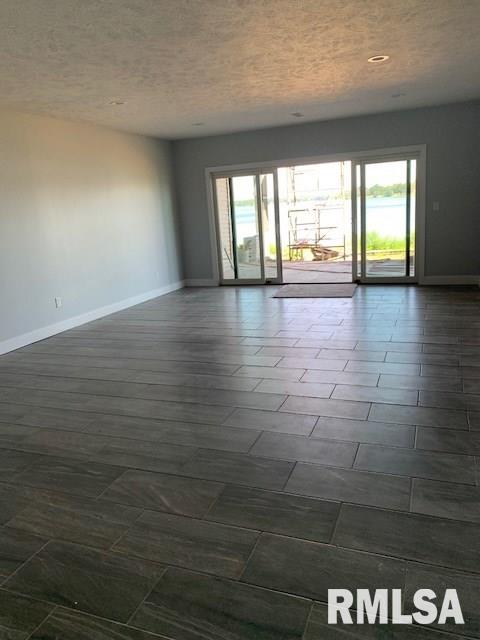 305 Harbor Point Place Springfield, IL 62712 - Photo 9 of 14 Gallery Image 9