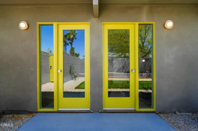$1,298,000 | 2839 North Davis Way, Palm Springs, CA 92262