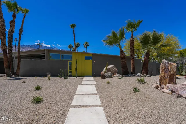 $1,298,000 | 2839 North Davis Way, Palm Springs, CA 92262
