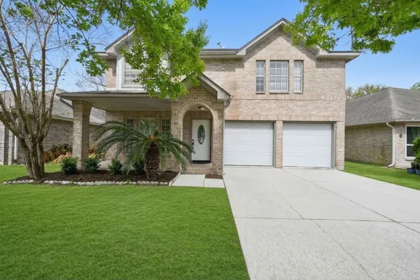 $2,000 | 2914 Silent Drive, Sugar Land, TX 77498