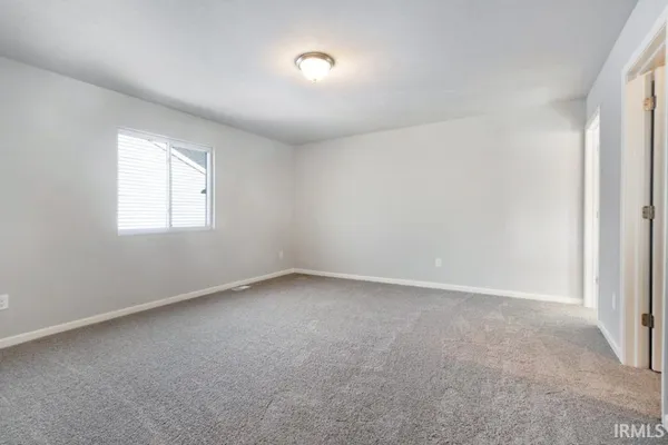 $360,230 | 806 Somerfield Drive, Lakeville, IN 46536