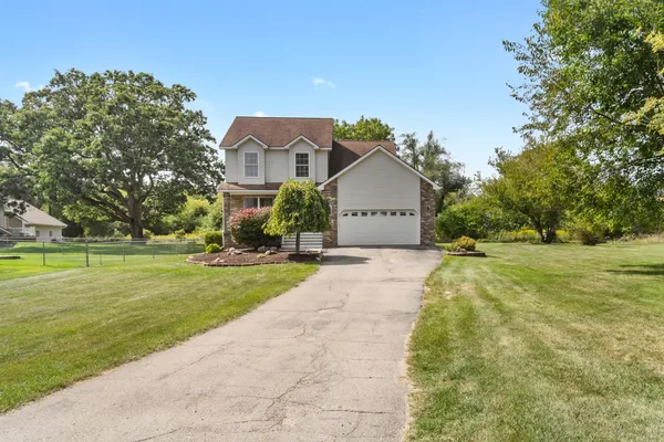 $300,000 | 110 Littlefield Lane, Brooklyn, MI 49230
