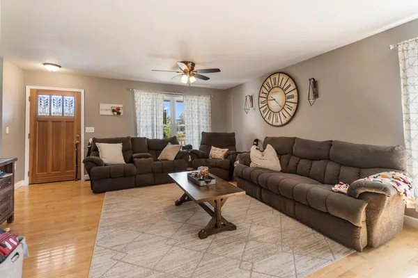 $300,000 | 110 Littlefield Lane, Brooklyn, MI 49230
