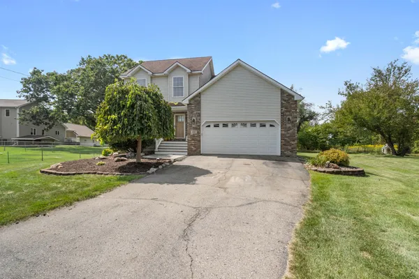 $300,000 | 110 Littlefield Lane, Brooklyn, MI 49230