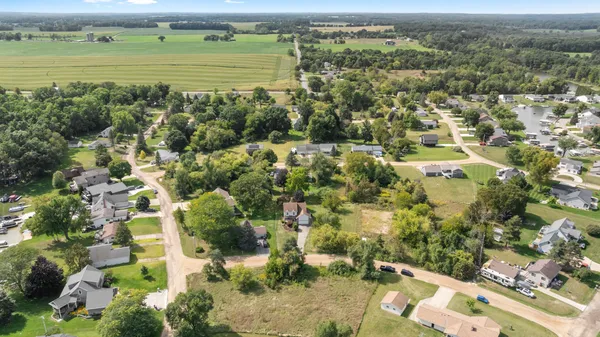 $300,000 | 110 Littlefield Lane, Brooklyn, MI 49230