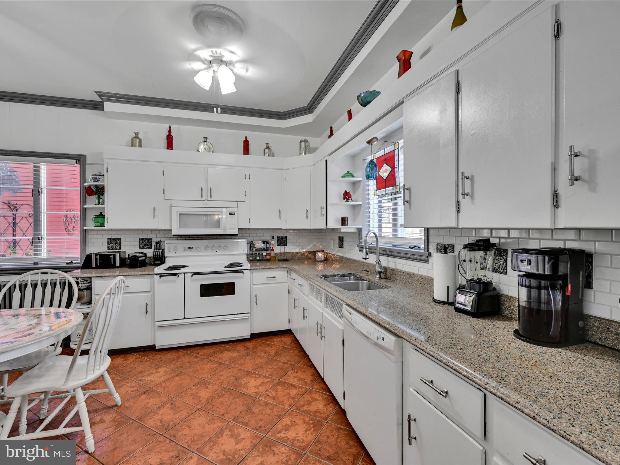 431 Centre Street Ashland, PA 17921 - Photo 13 of 51 Kitchen