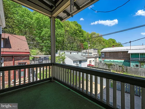 a view of a garage with wooden table