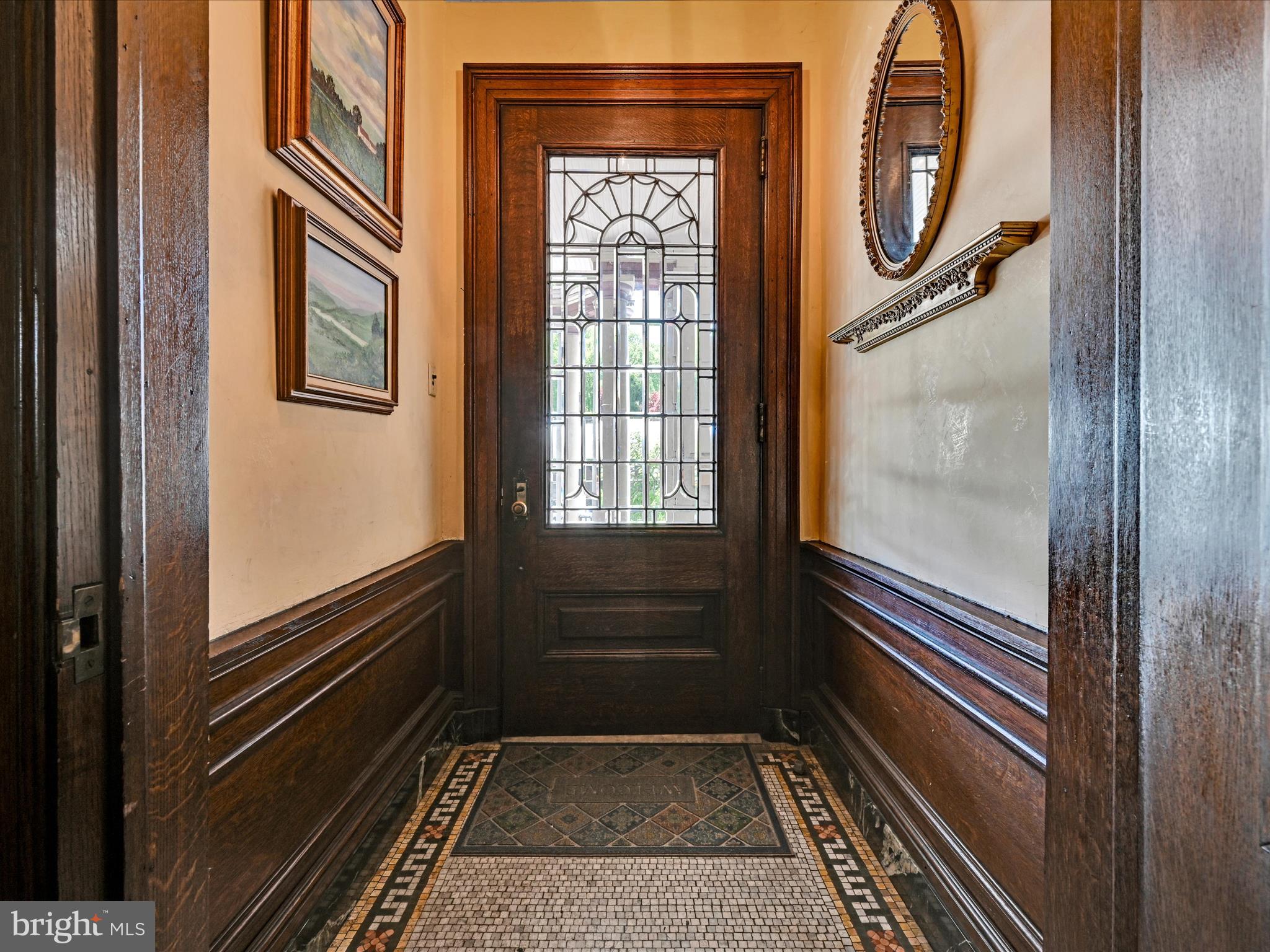431 Centre Street Ashland, PA 17921 - Photo 2 of 57 Foyer