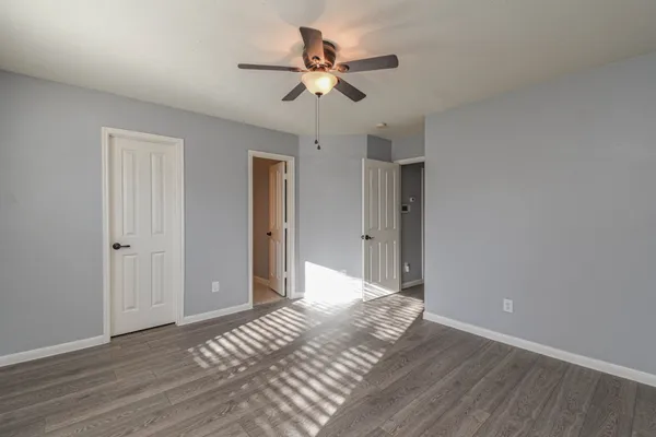 a view of livingroom with hardwood floor