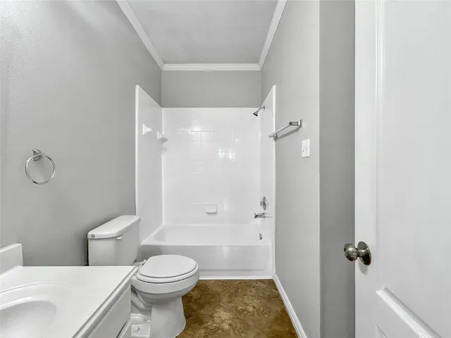 $2,425 | 4534 Knights Court, Baytown, TX 77521