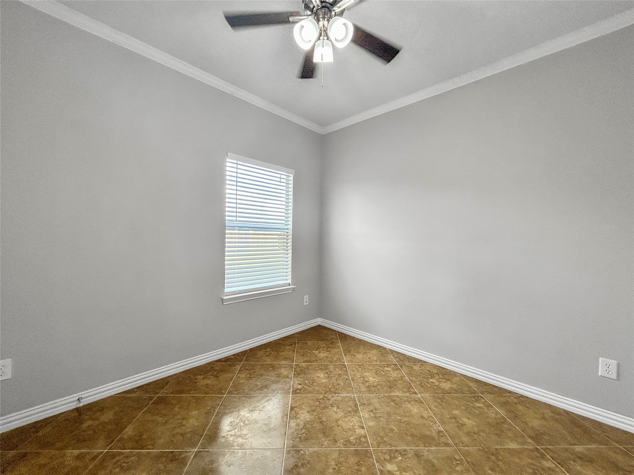 4534 Knights Court Baytown, TX 77521 - Photo 4 of 20