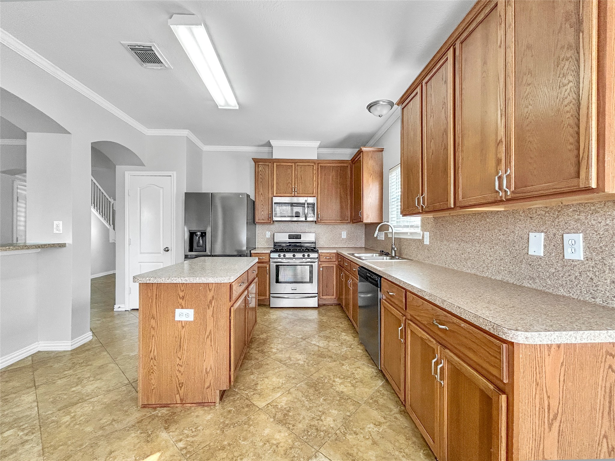 4534 Knights Court Baytown, TX 77521 - Photo 6 of 20