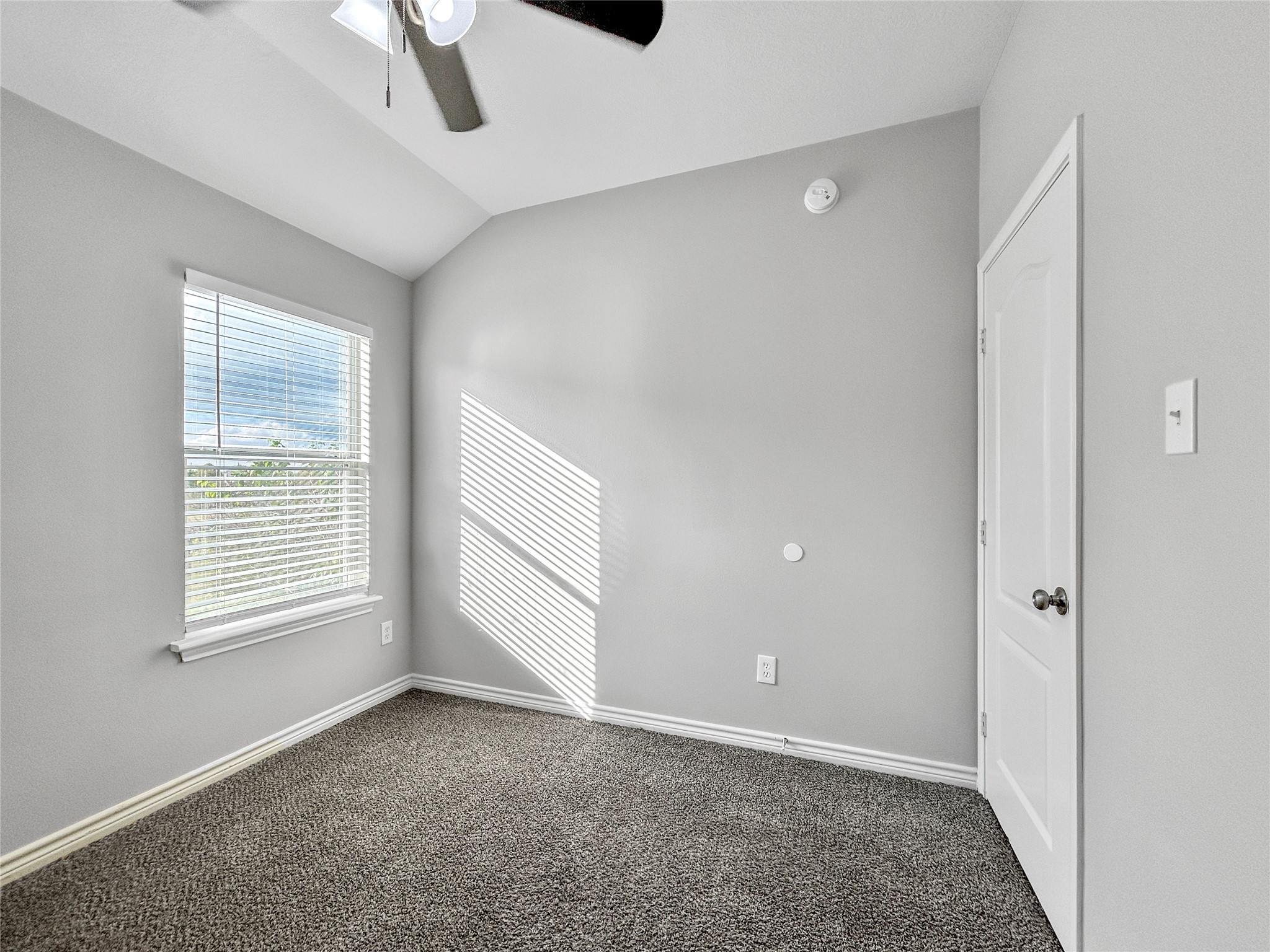 4534 Knights Court Baytown, TX 77521 - Photo 10 of 20