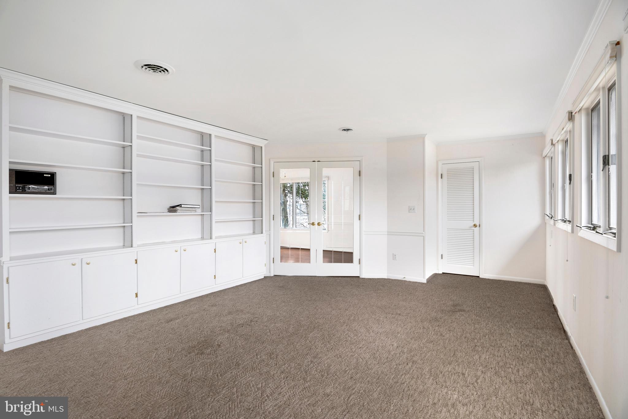 204 River Road Chestertown, MD 21620 - Photo 15 of 68 Lots of built-ins and shelving