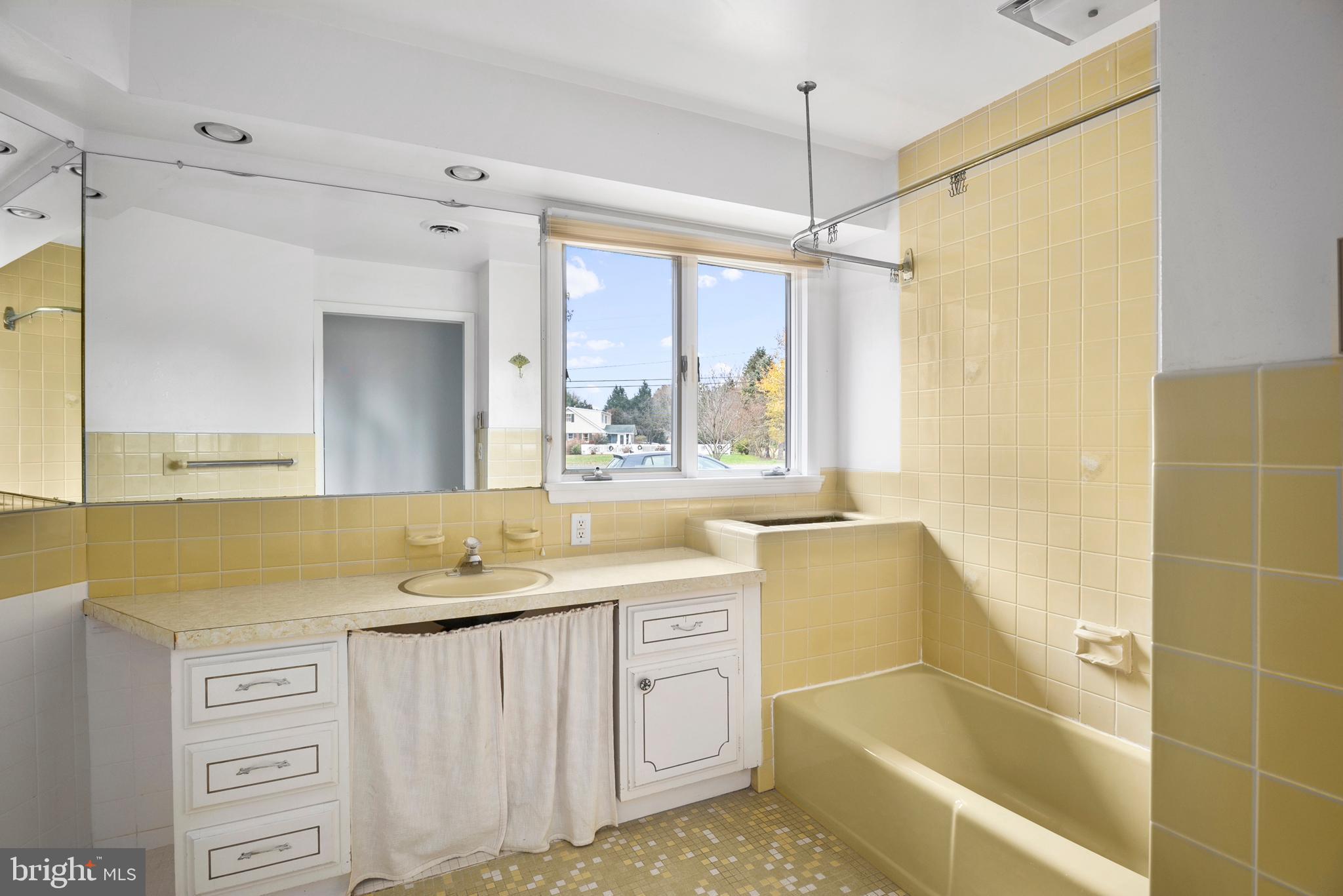 204 River Road Chestertown, MD 21620 - Photo 44 of 68 Second full bath