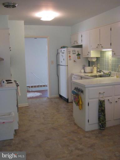 324 Felton Road Lutherville-Timonium, MD 21093 - Photo 12 of 19 Kitchen